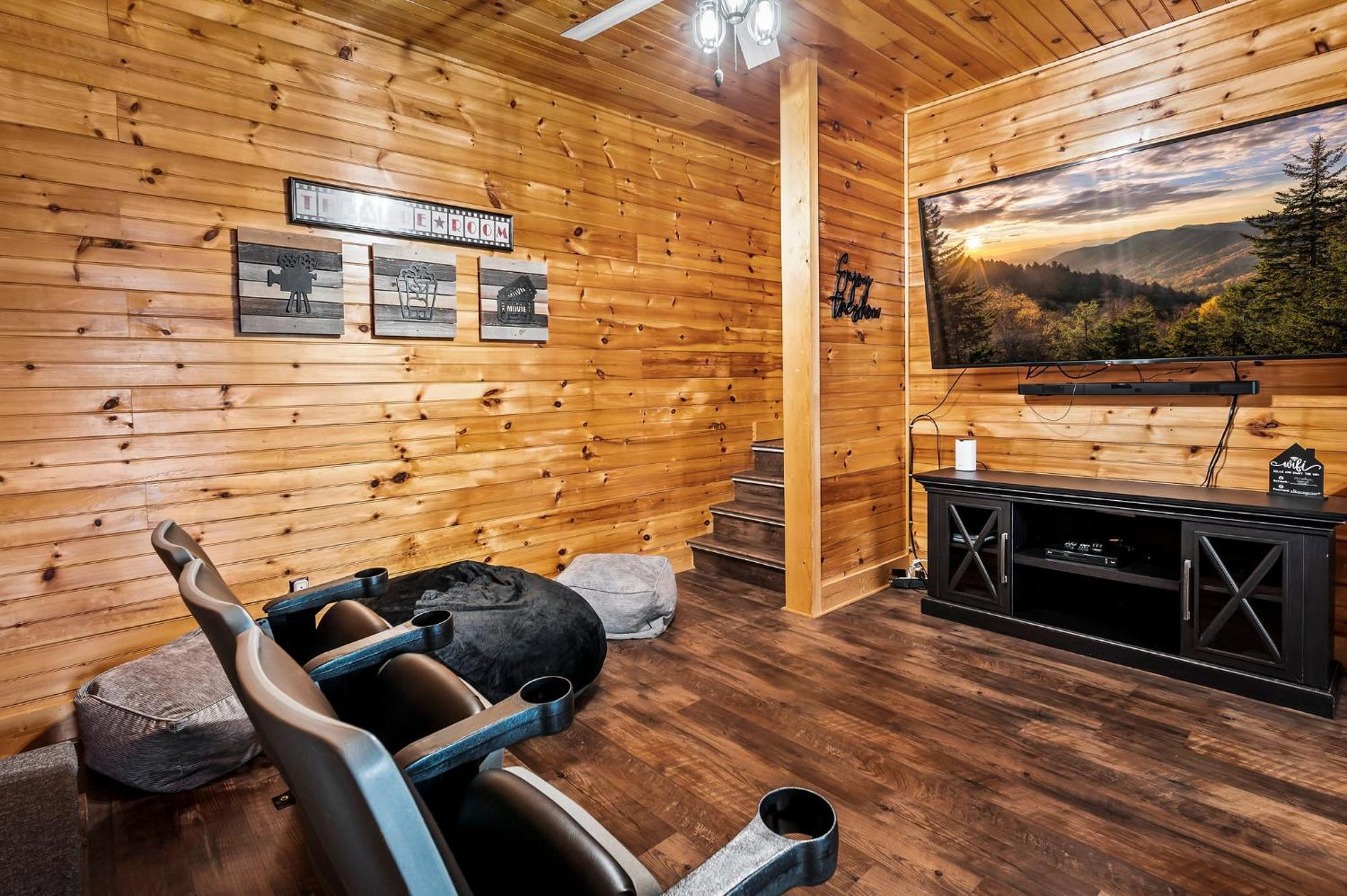 Mountain Laurel Holiday Home 개틀린버그 외부 사진