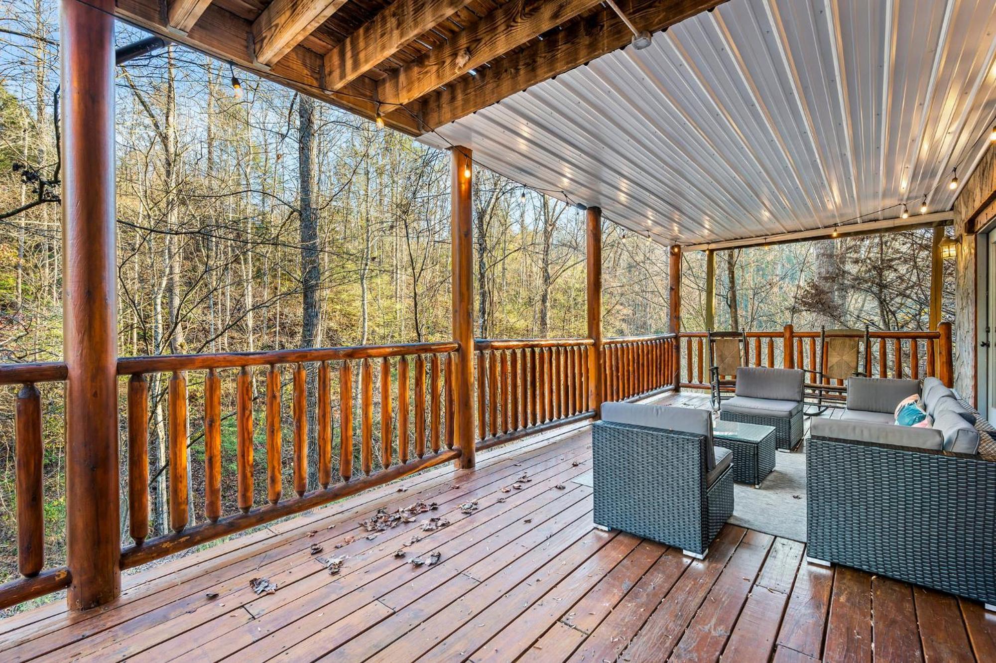Mountain Laurel Holiday Home 개틀린버그 외부 사진